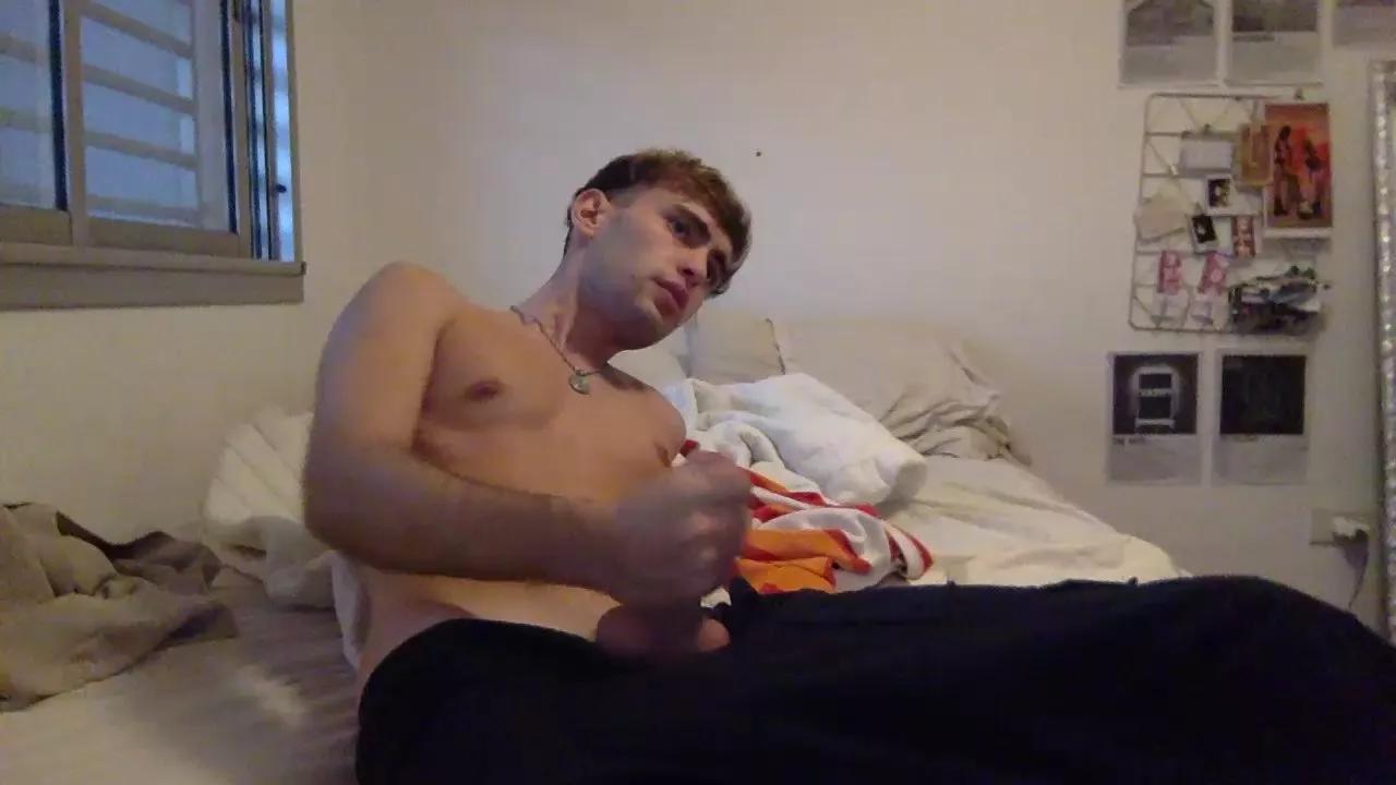 totodaddy on Cam4 