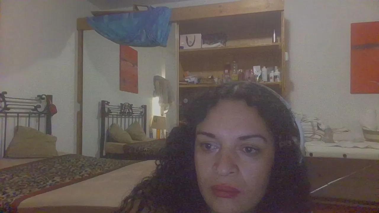 Trnsroma on Cam4