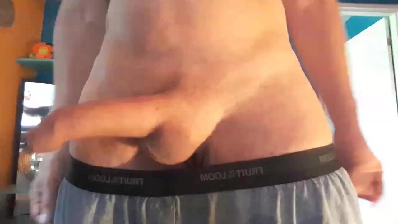 Uncutboy999 on Cam4 