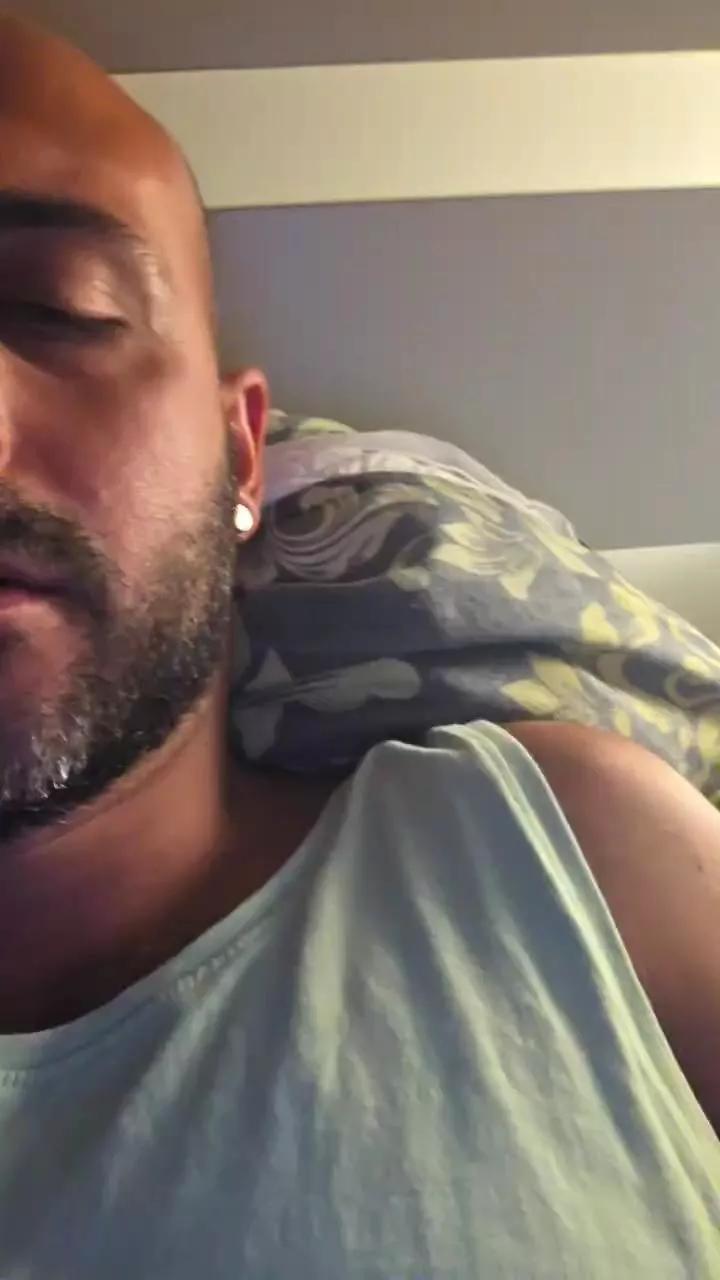 VinnyBad on Cam4 