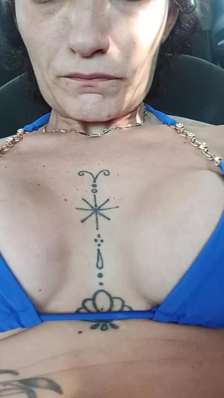 Violavit on Cam4 