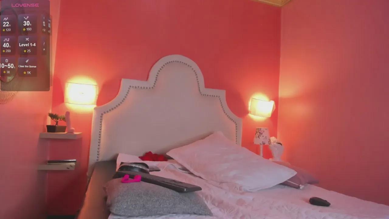 VioletSalvatore on Cam4