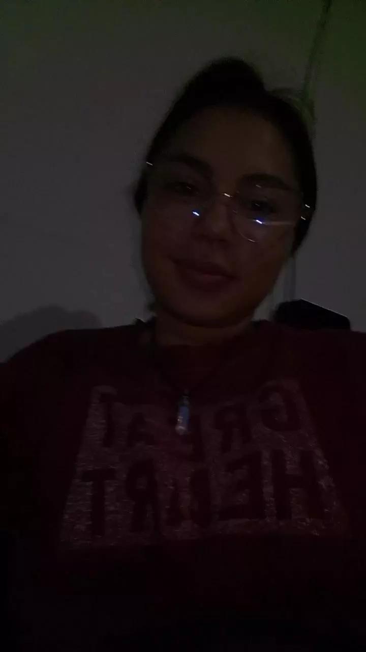 Violett_Cute on Cam4 