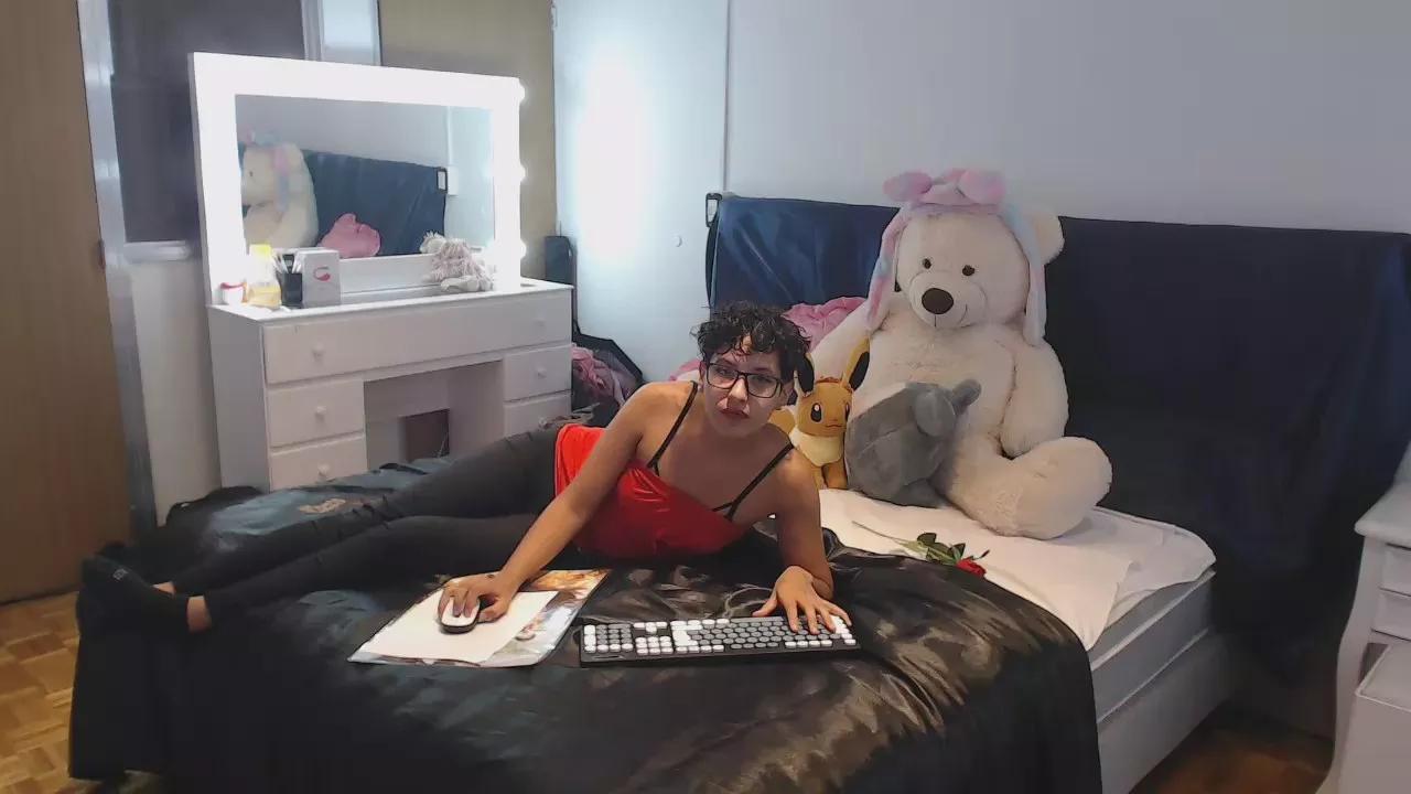 Violettlover on Cam4 