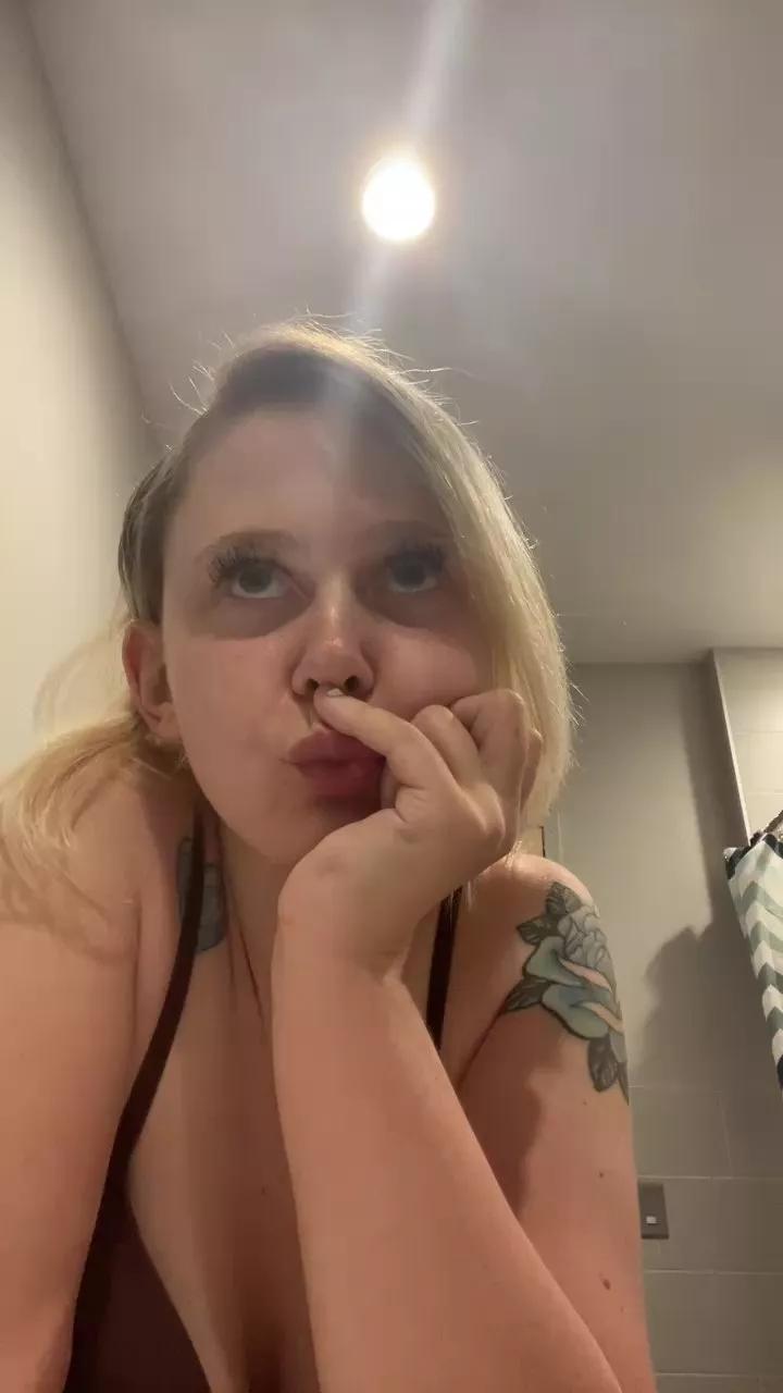 violettv on Cam4 