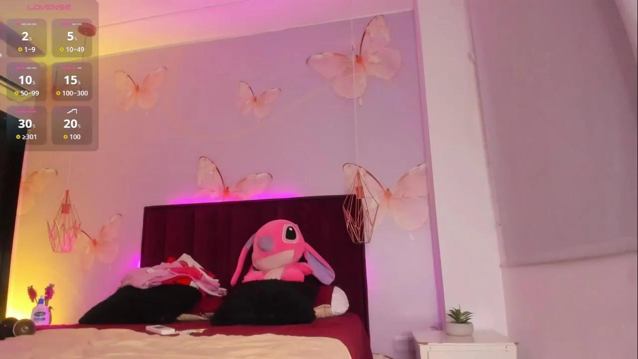 Vivi_prinncess on Cam4 