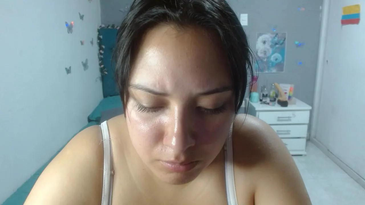 wandafuckass from Cam4