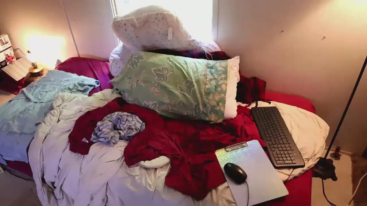 XxpixeyxX on Cam4 
