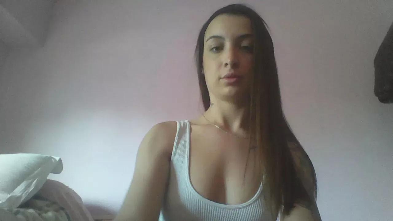 yourhotbaby5 on Cam4 