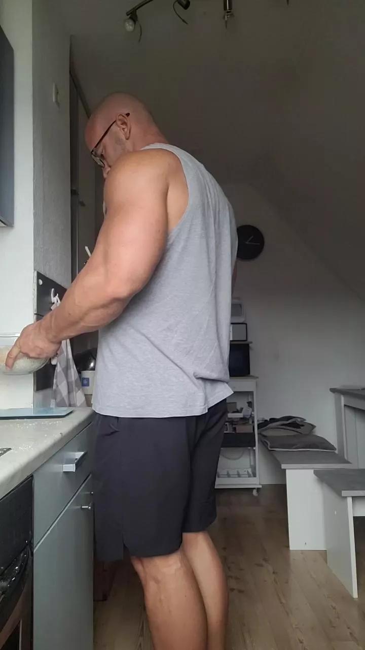 yumyum18 on Cam4 