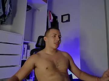 Freechat donathoo on Chaturbate
