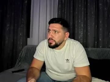 gold_alpha_boy from Chaturbate