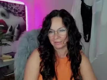helen_79 on Chaturbate 