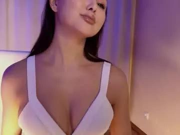 hollyextra on Chaturbate 