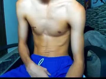 isaaclatino on Chaturbate 