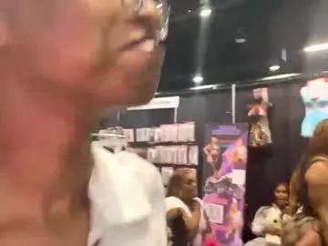 jada_valentine on Chaturbate 