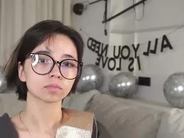 maracommiskey on Chaturbate 