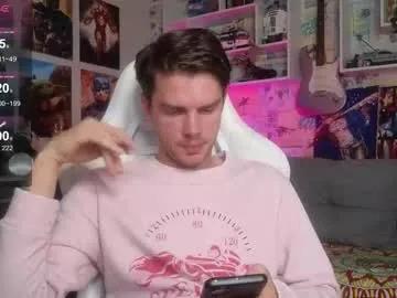 Freechat oxmikexo on Chaturbate