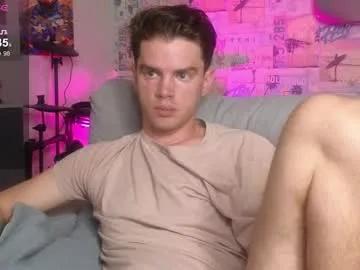 Freechat oxmikexo on Chaturbate