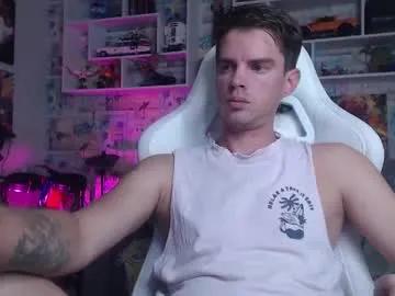 Freechat oxmikexo on Chaturbate