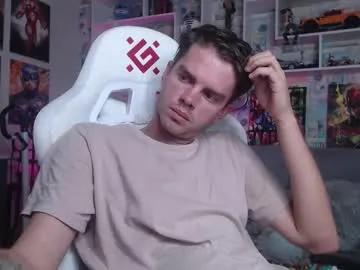 Freechat oxmikexo on Chaturbate