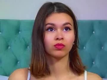 Freechat pollylanders on Chaturbate