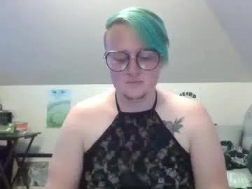 queerlyjaz on Chaturbate