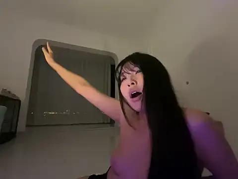 Freechat 77momomo on StripChat