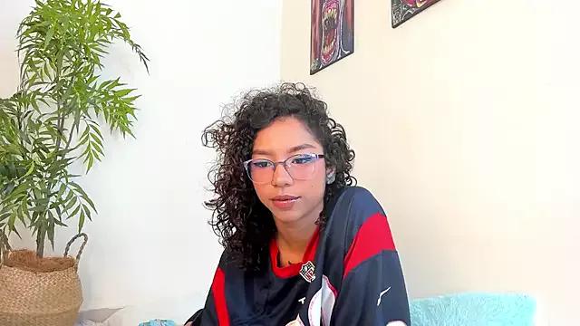 Abby_dove1 on StripChat 