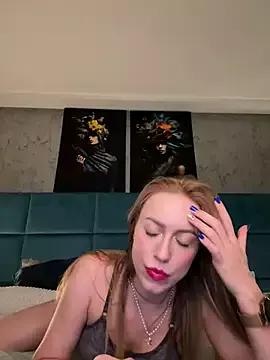 AlyaSeduce on StripChat 