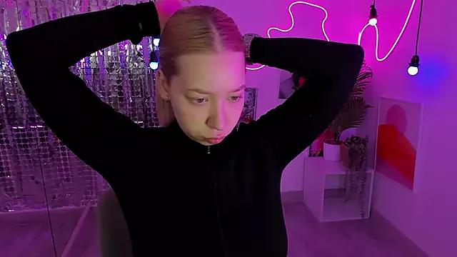 Annabelle_Art on StripChat 