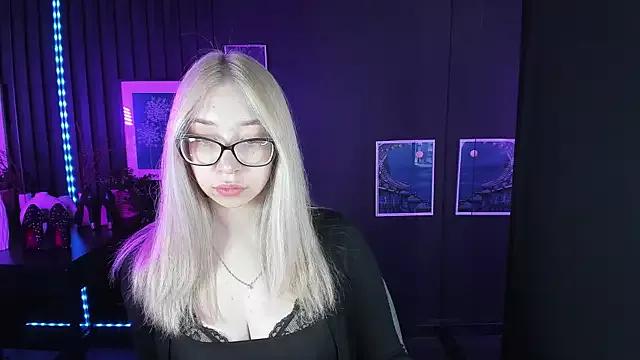 Annabelle_Art on StripChat 