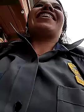 Ariana-07 on StripChat 