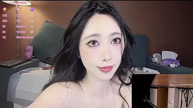 Freechat AYW-21 on StripChat