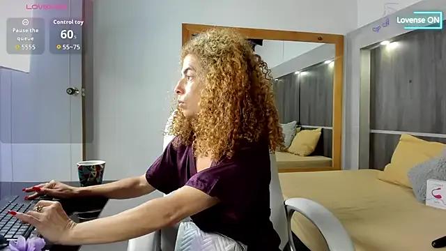 Bryna_ from StripChat