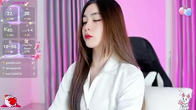 CelestiaWang on StripChat 