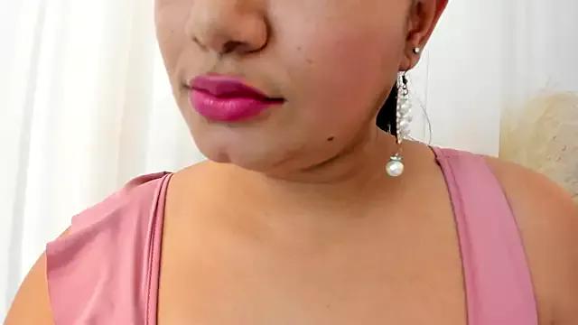 chahna on StripChat 
