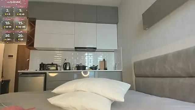 Freechat Clarity_Yumi on StripChat