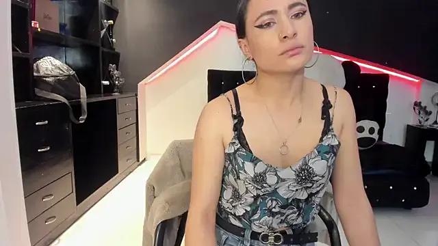 Freechat Coral_Gibson on StripChat