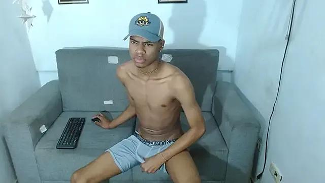 Freechat criss_zuri on StripChat