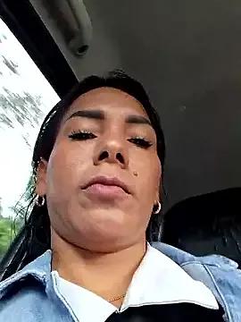 Doll_Loren on StripChat 