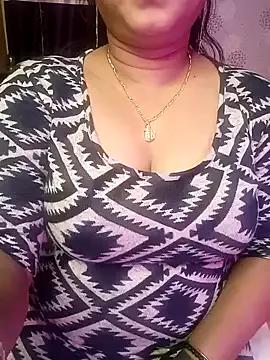 ella_mariya on StripChat 