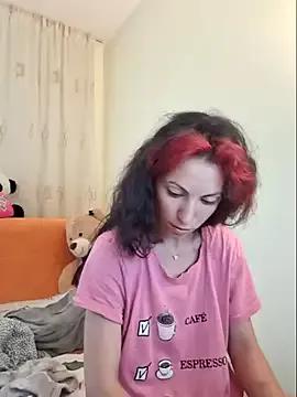 Emmatoo on StripChat 