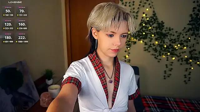 EngelAlman on StripChat 