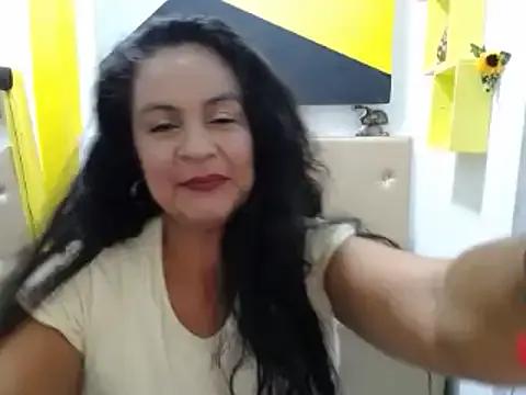 Freechat FunnyMatureXxX on StripChat