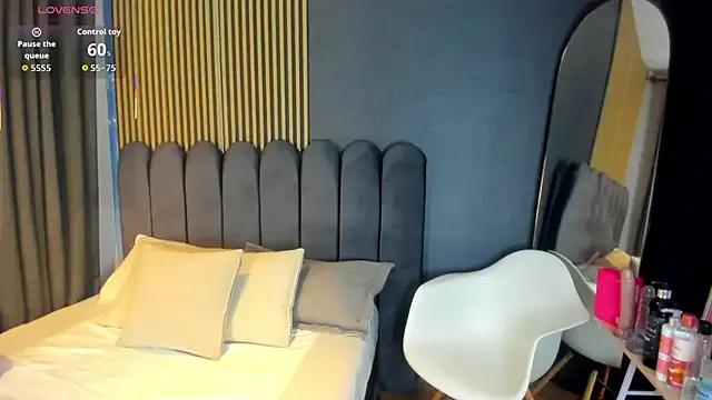 Freechat Gina_77 on StripChat