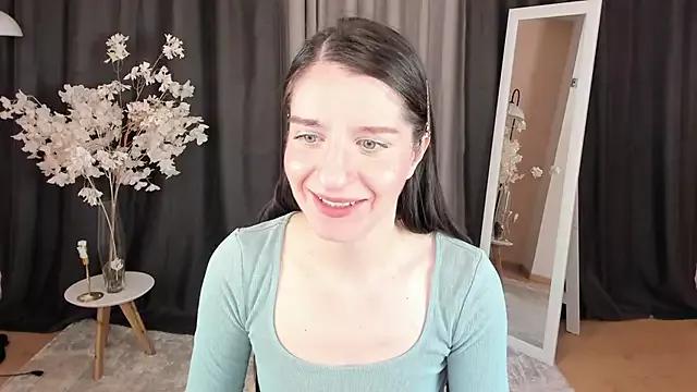 helentasty on StripChat 