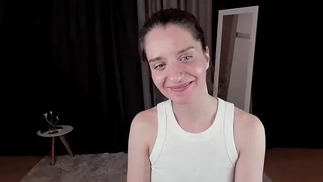 helentasty on StripChat 