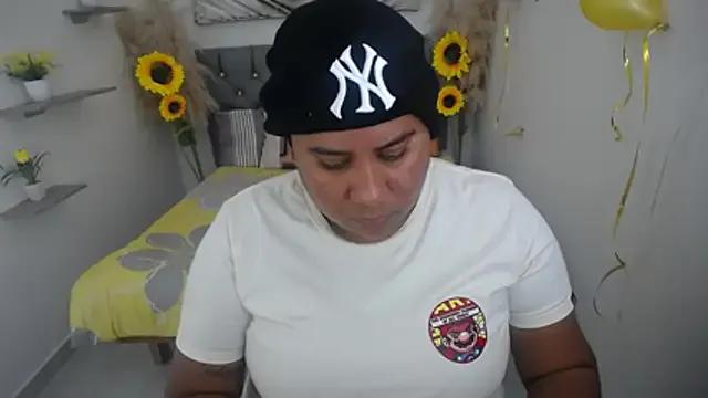 Freechat hotlesby_valery on StripChat