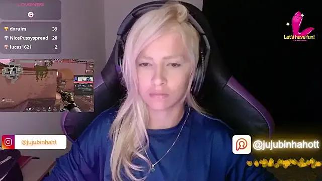 jujubinhahot on StripChat 